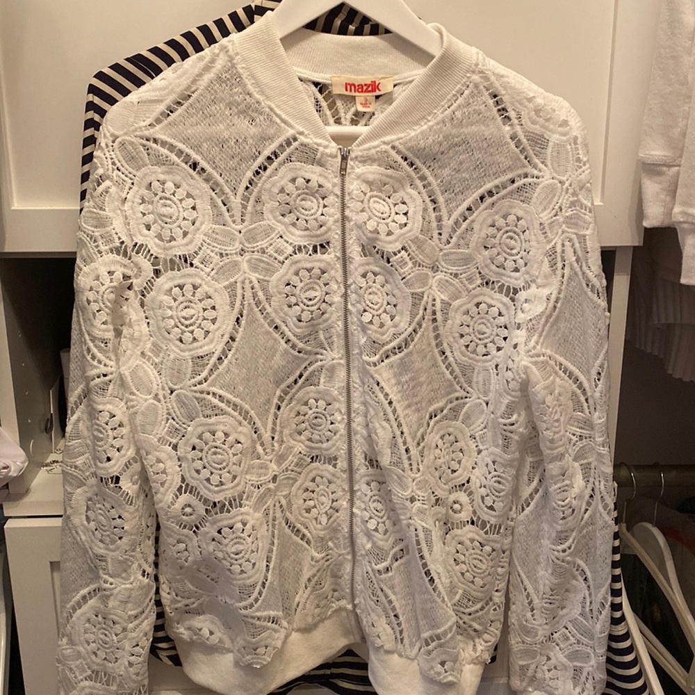 Boutique white lace crochet jacket small